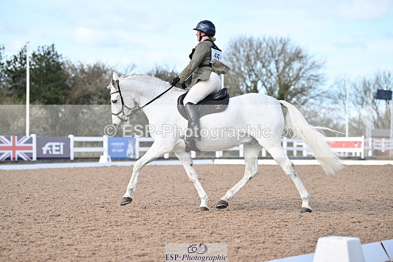 240324A-135902-03555 - Novice 28, 13.00 to 14.00