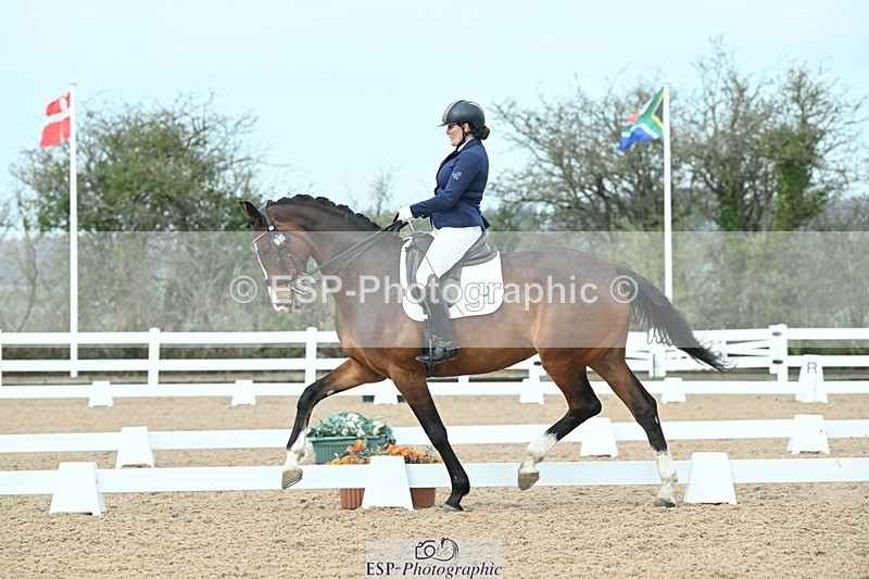 250403-095333-01065 - 037-Fay.Lai-Greenlanes.Lullaby