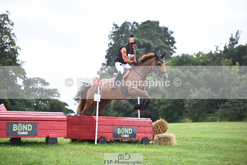 240804-163704-18625 - 620-Alana_Shapland-FOREVER_AUTUMN_DS