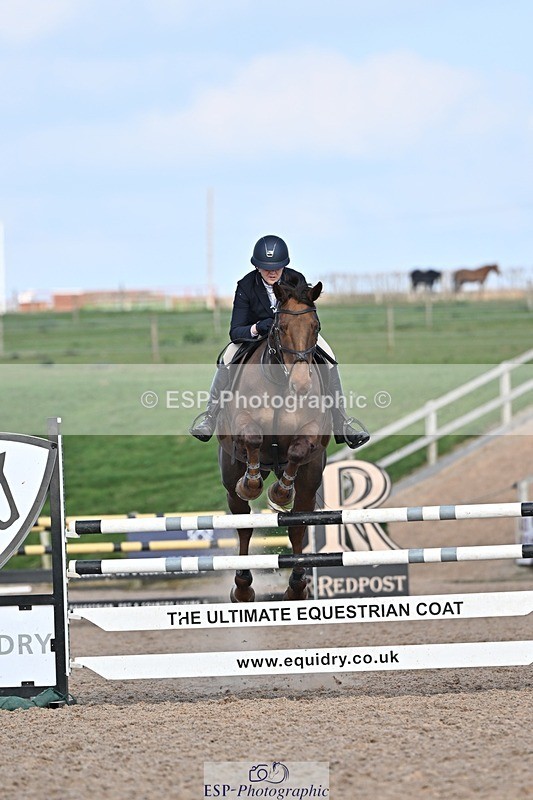 250326-144300-01223 - Cls 6 Foxhunter and 1.20m