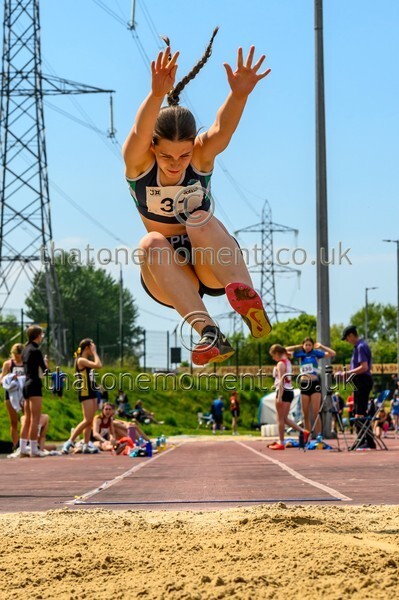 West25Sat-910056 - Field Female