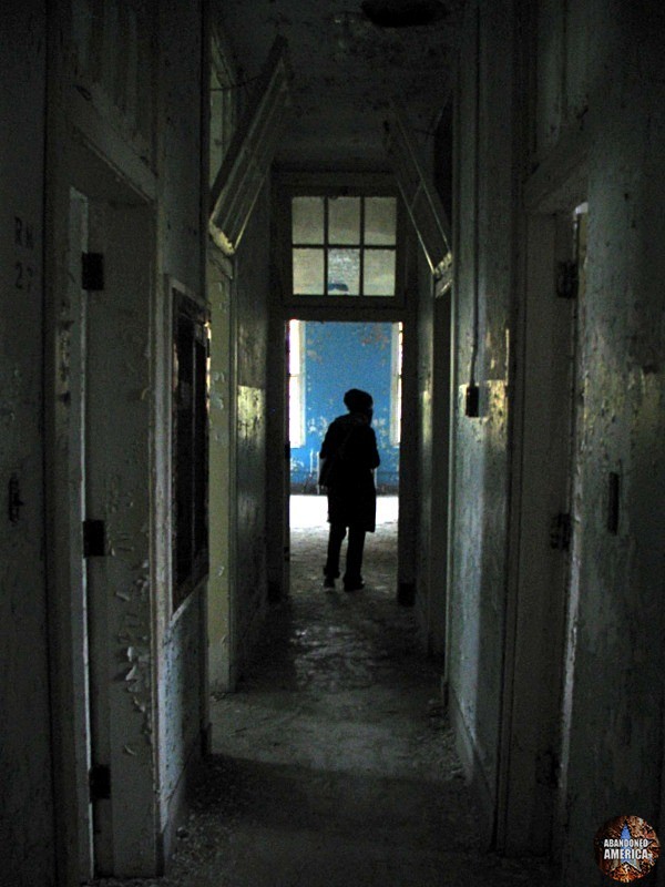  - Athina State Hospital Tuberculosis Ward*
