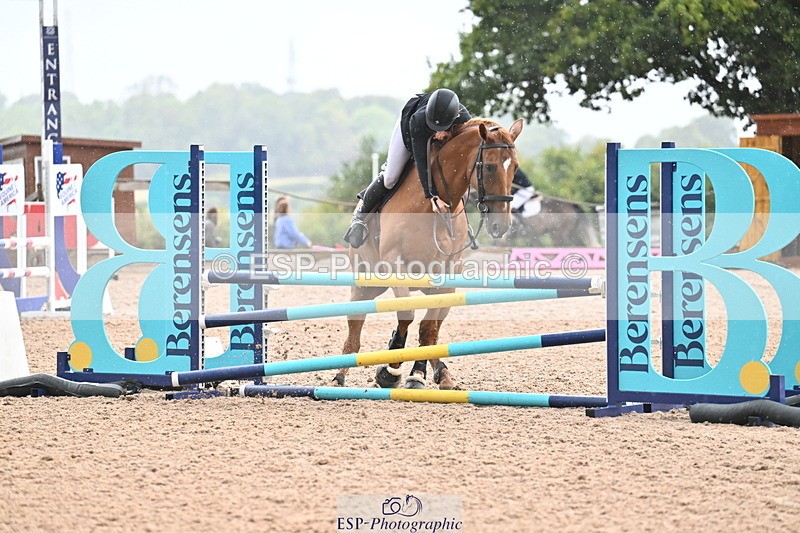 250827B-104042-00104 - Clear Round & Cls 1 Brit Nov 90cm