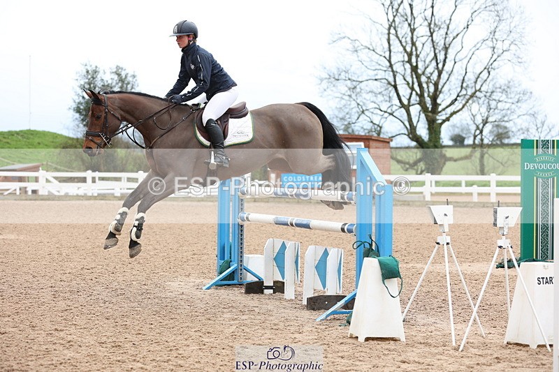 240223A-150831-02160 - Cls 6 Foxhunter and 1.20m Open