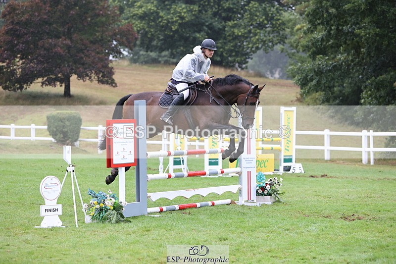 250830A-145117-07133 - Cls 16 Snr Newcomers and 1.10m Open