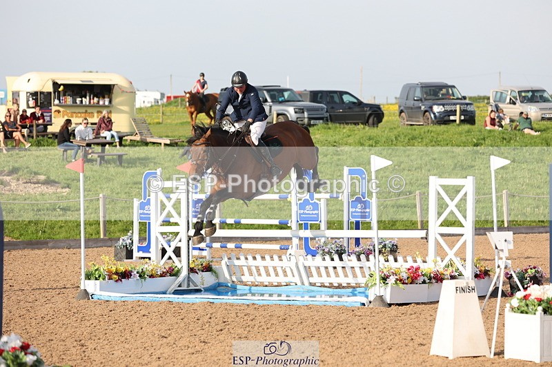 240511A-183324-15864 - Cls 39 Chard Equ Derby