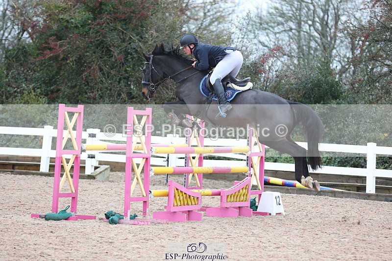 231112A-123848-04109 - Cls 19 Snr 1.05m Open