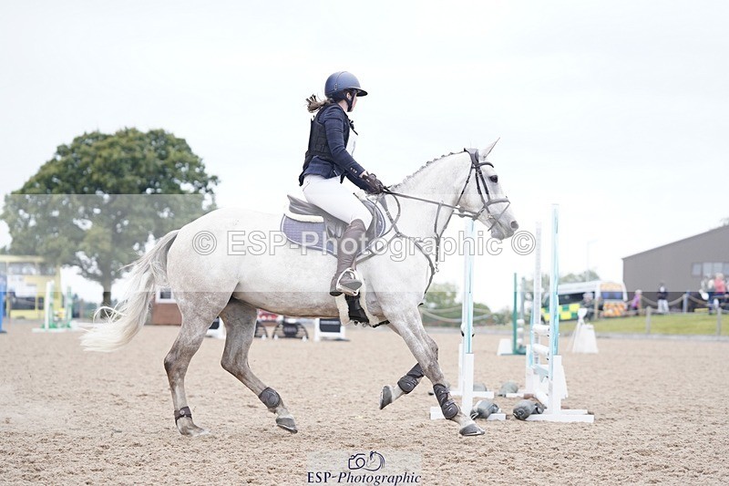 240831A-141202-04043 - 265-Madeleine.Johnston-Coull-GFL.MEREDITH