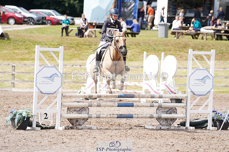 240824X-115502-23709 - 80cm Round 1 12.00 to 13.00