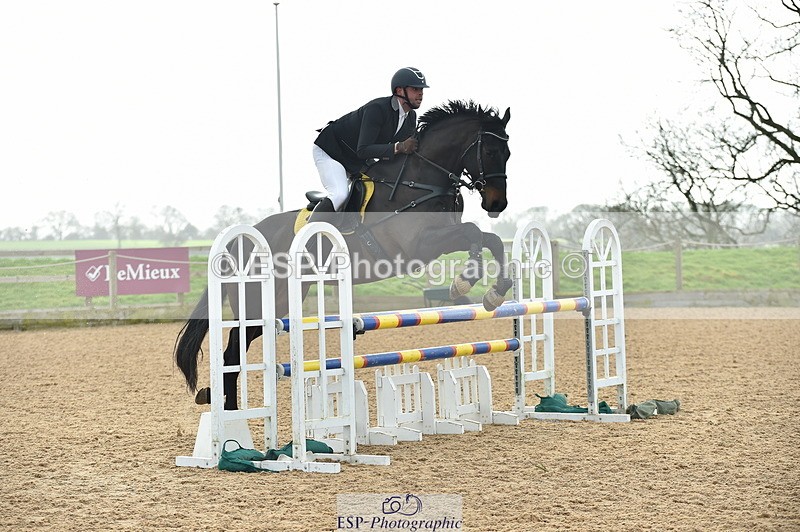 240210A-131200-01339 - Cls 23+24 Club and Schools 1m