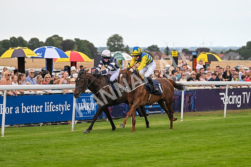 290725-Race 1-Poets Dawn - Star Start-9434 - Race 1
