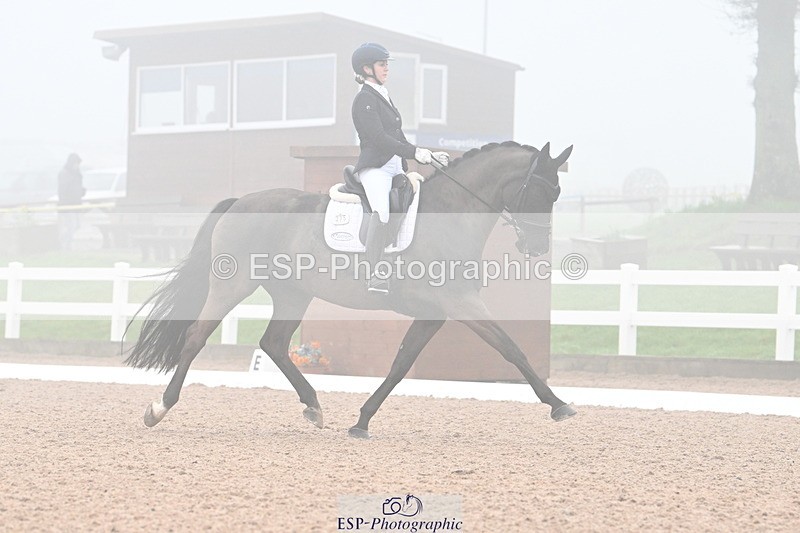 240217A-104250-01447 - 275-Lucy.Pye-La.Vida.loca