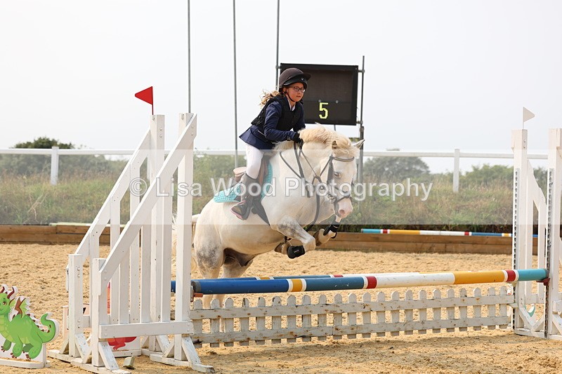 3E7A2774 - Class 10: Junior 60cm