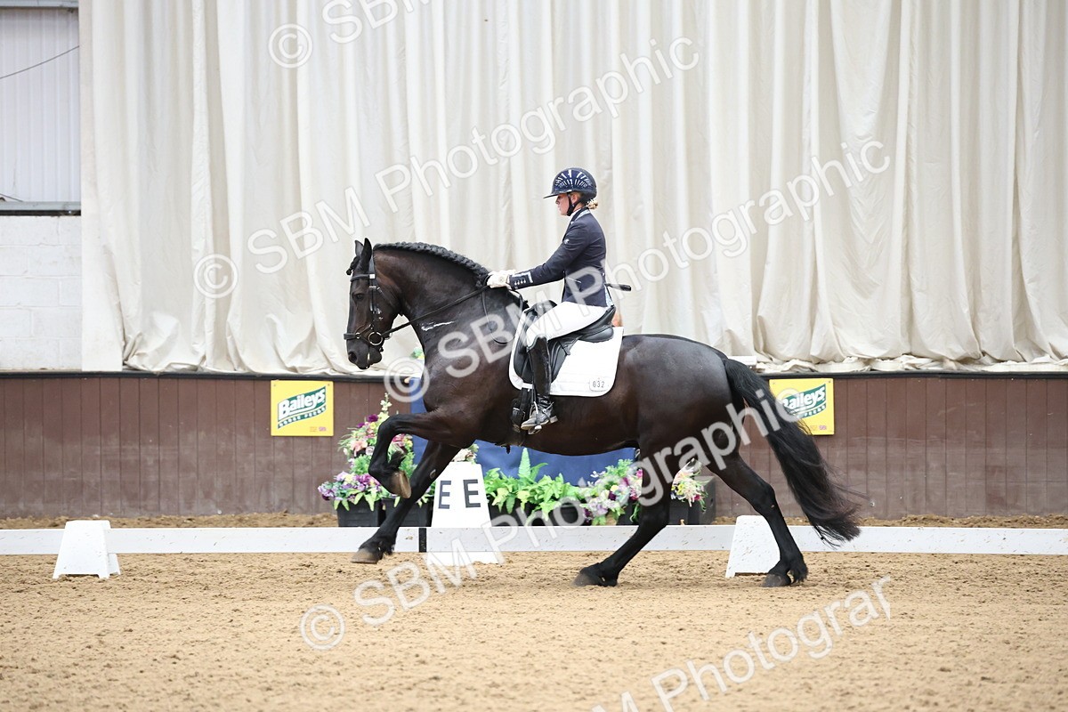 SBM_003190 - Class 5 - Novice 6 Gold - 11.41-12.51