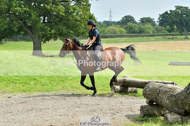 230817-132116-00933 - Theo's 1st Group - XC