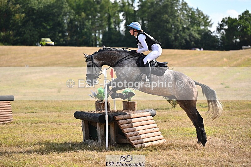 250803A-170109-17938 - R-806-Rosie.Murrish-KNOCKDOELODGE.SMUDGE