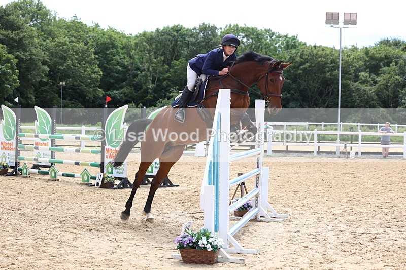 3E7A7264 - Class 7: Senior 1.05m