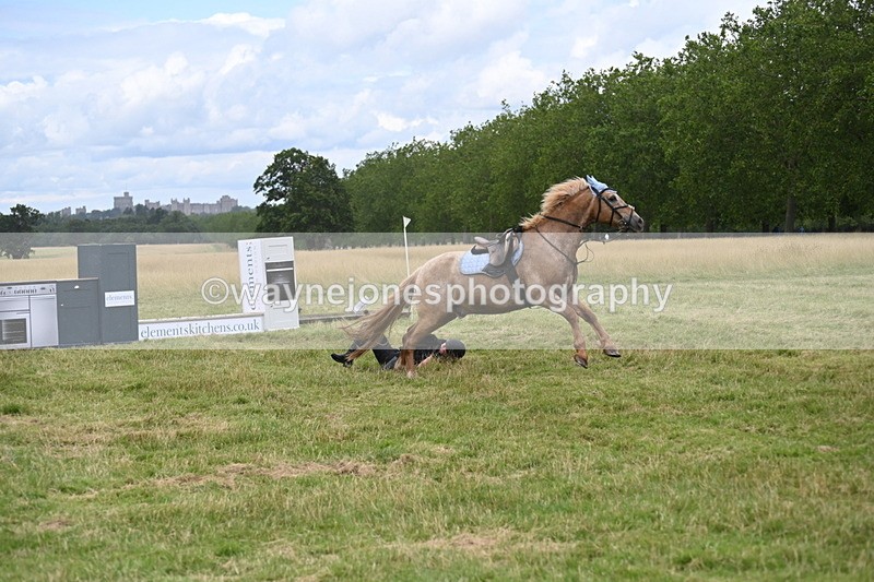 WJ6_5691 - Time at Jump 14:42 to 15:23