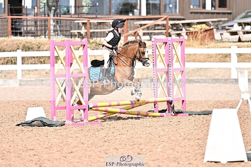 260818-150924-00023 - Clear Round