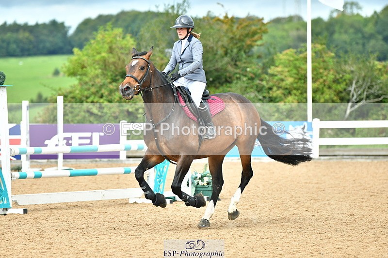 230813A-105332-11569 - Cls 40 A&B Senior Discovery & 1m Open