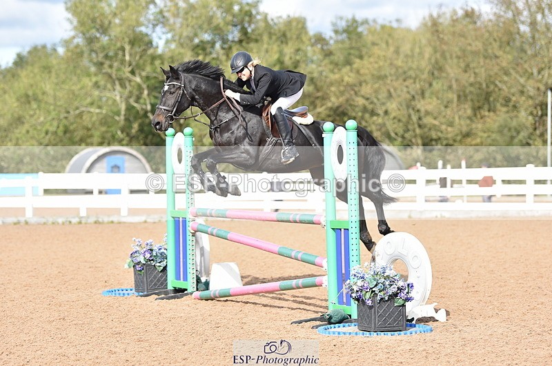 231015A-131320-08249 - Cls 25 95cm Amateur Q 2nd R