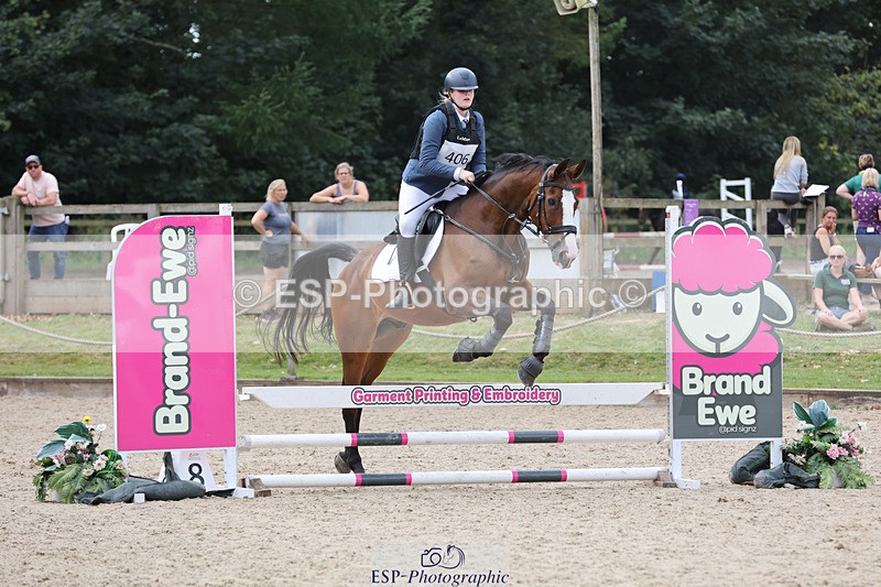 240823X-141110-18236 - 70cm R1 13.45 to 15.30