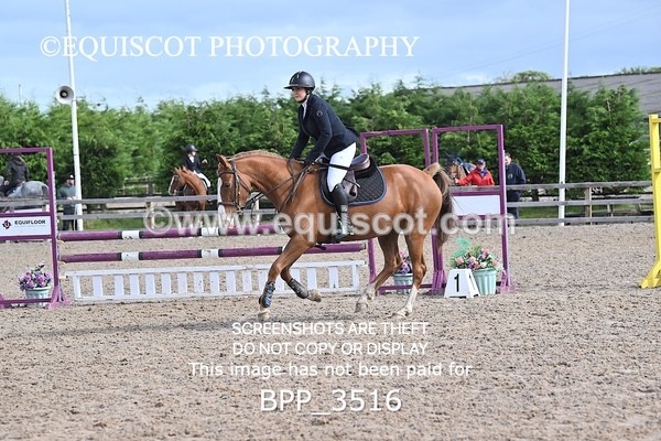 BPP_3516 - CLASS 36 SUN Senior British Novice/ 90cm Open
