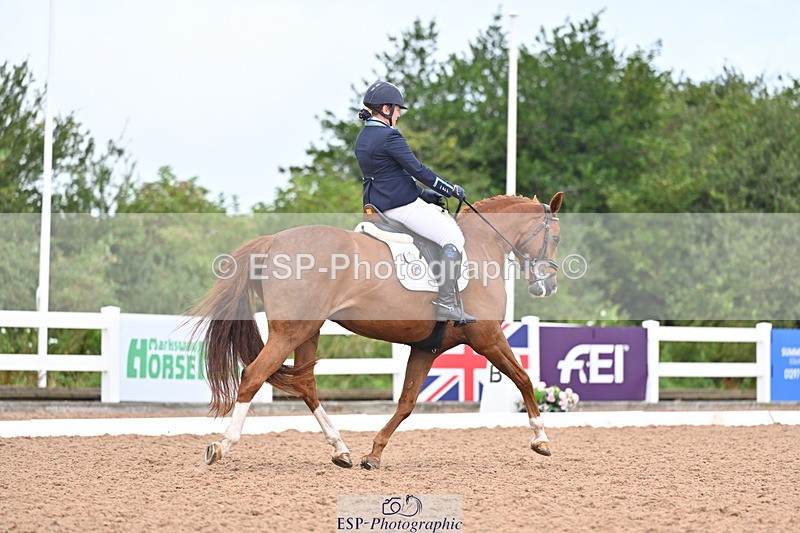 240815A-123701-01024 - 159-Verity.Perry-Bianchi