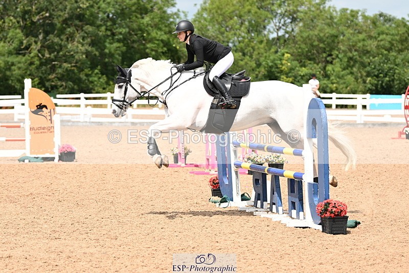 240802A-124659-04377 - Cls 24 95cm Amateur Qualifier