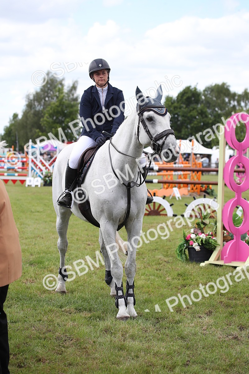 SBM_17559 - Class 208 - Senior Foxhunter 1.20m Open