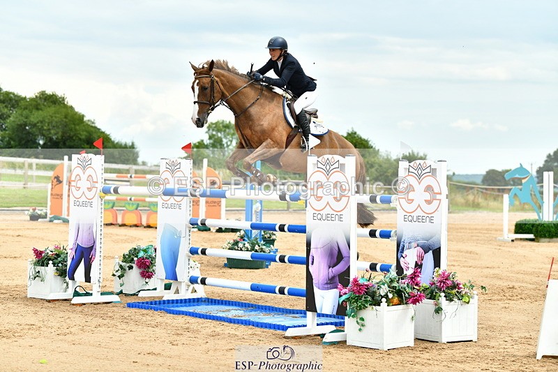 230720A-145232-03585 - Cls 9, 2 Star Big 1.40m Start to break