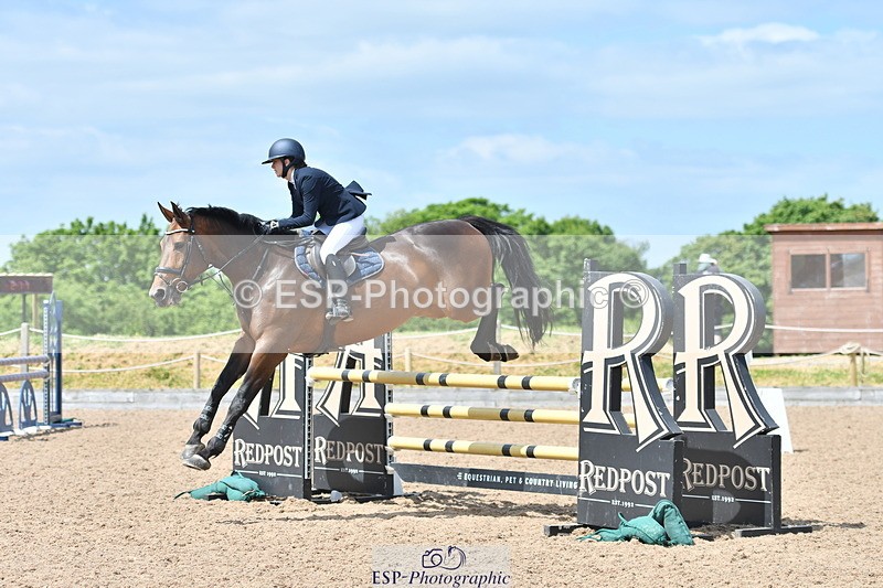 240609A-114256-04704 - Cls 17 Snr 1.05m Open