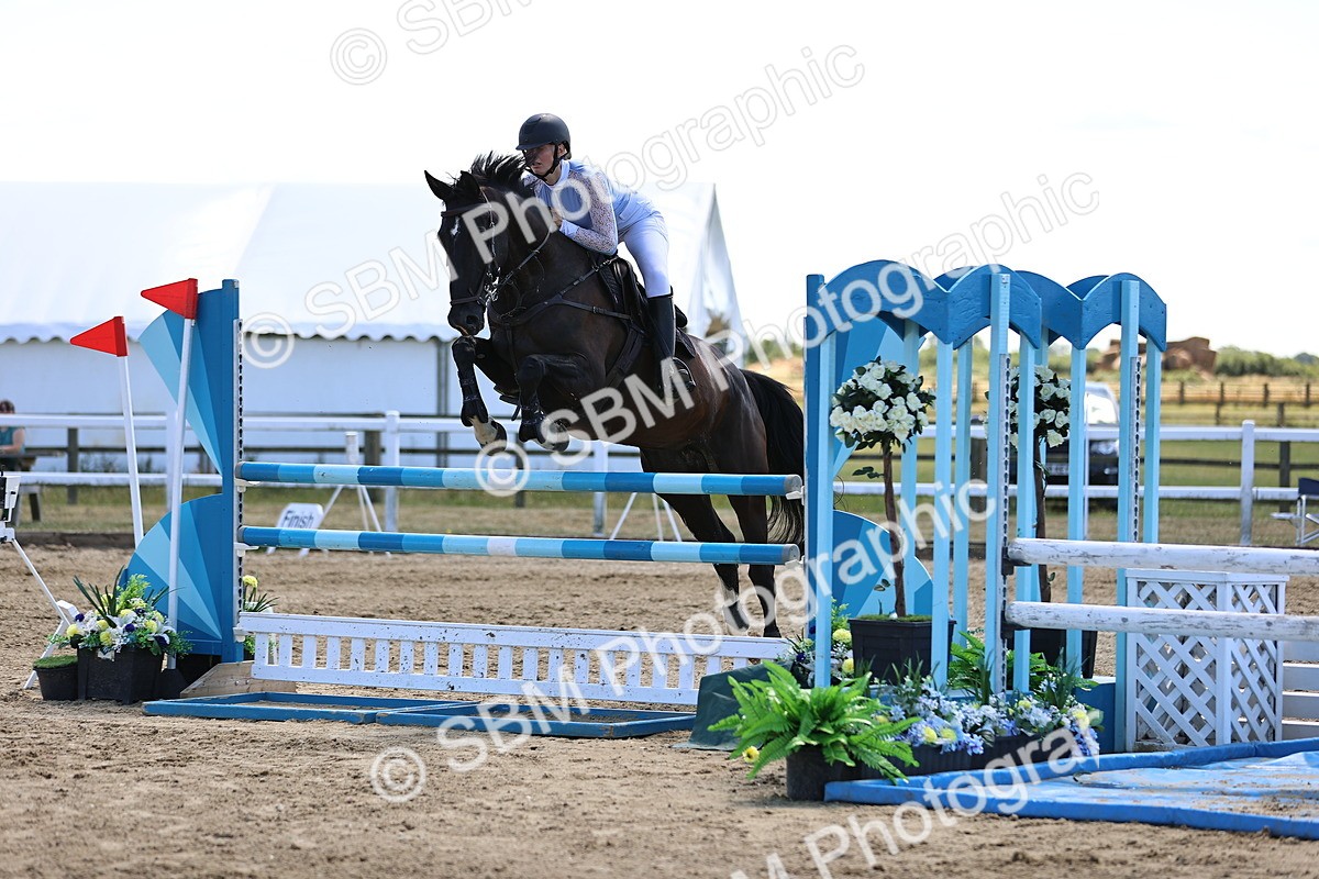 SBM_014947 - Class 15 - Senior Newcomers - 1.10m Open