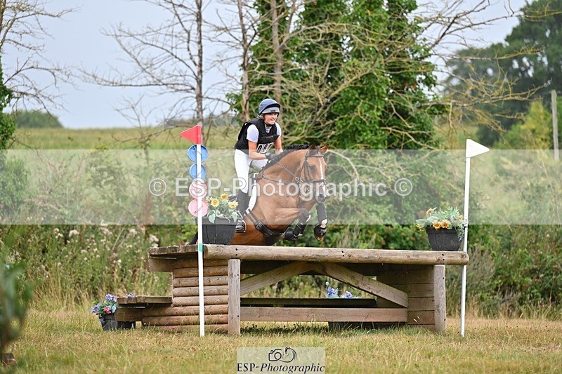 250803A-125602-13539 - N-609-Sarah.Marshall-NEW.KIDZ.VAN.HET.EELSHOF