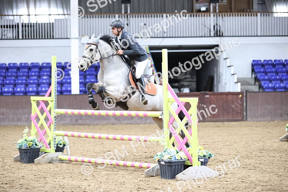 SBM_002852 - Class 13 - Blue Chip Pony Newcomers 1.00m Open