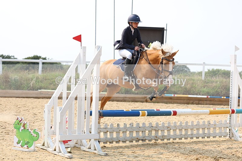 3E7A2845 - Class 11: Junior 70cm