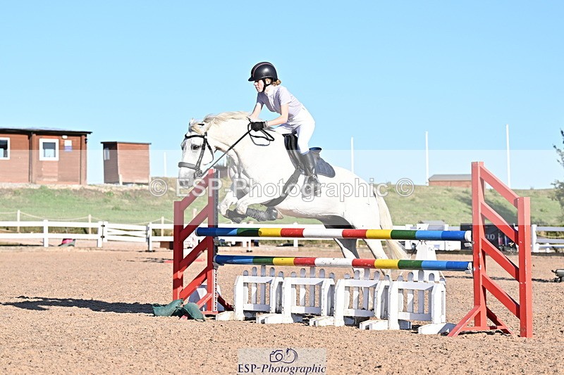 250708A-190524-00728 - 100cm Classes