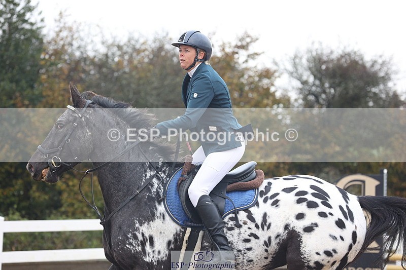 231112A-095520-03122 - Cls 17 Blue Chip Novice Winter Qualifier