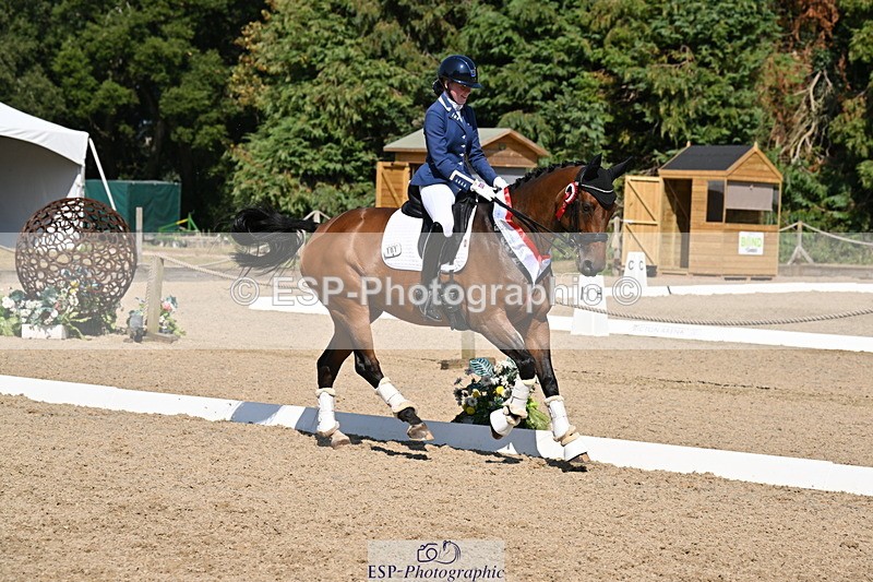 250810A-153255-08125 - Adv Medium SILVER Presentations