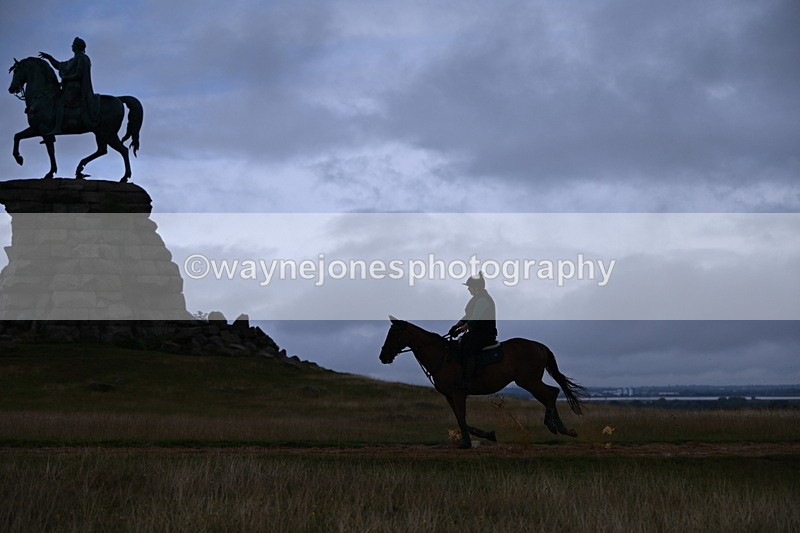 DSC_3751 - Time at Statue 13:51 to 14:55