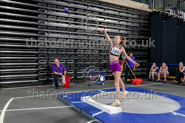 AgeInd25SAT-921844 - Field Female