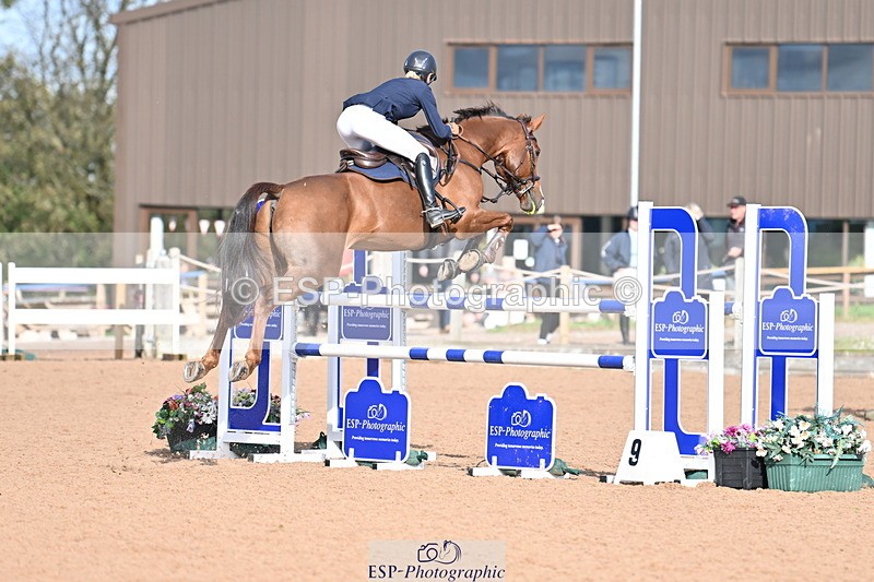 231014A-104806-04222 - Cls 18 Newcomers & 1.10m Open