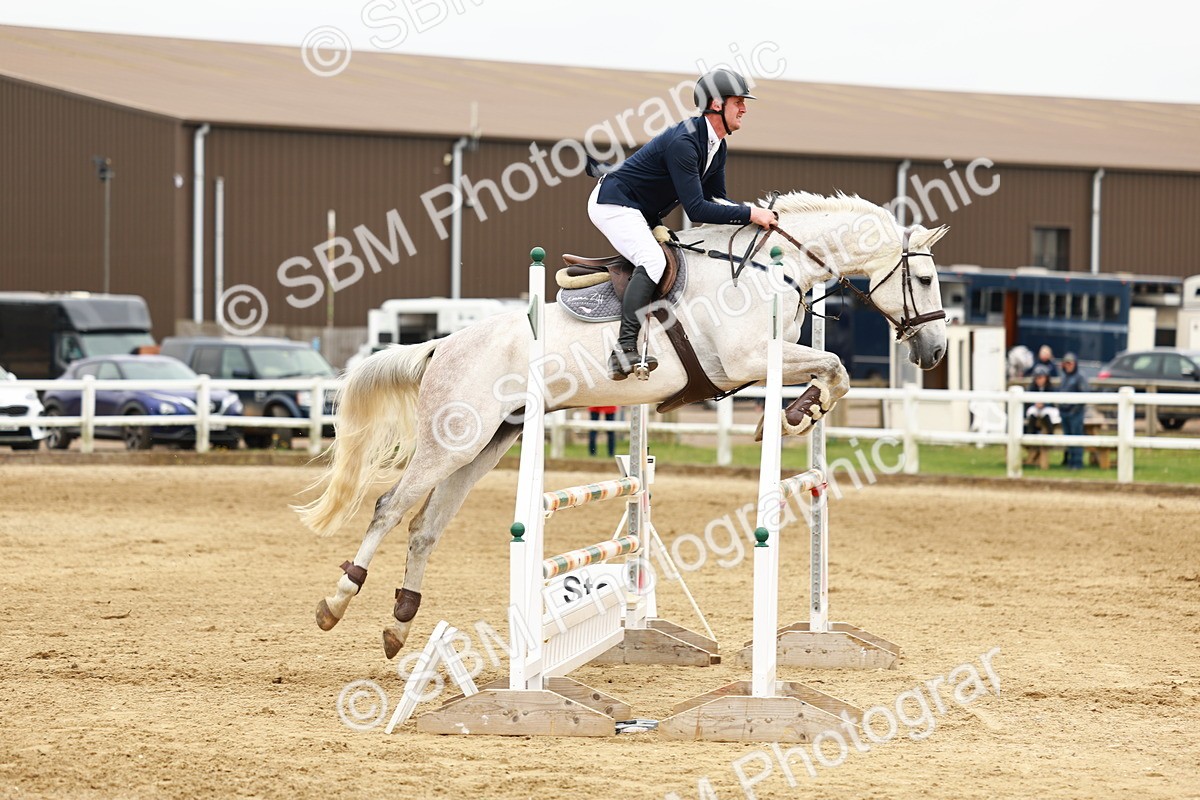 SBM_000934 - Class 3 - Senior Discovery - 1.00m