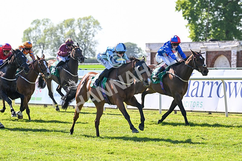 170525-Race 6-Darkness-8715 - Race 6