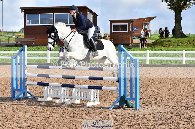 231029A-123008-03309 - Pony Foxhunter & 1.10m Open