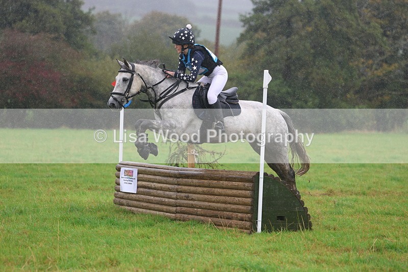 3E7A1089 - Class 2: 70cm: Half Roll Top