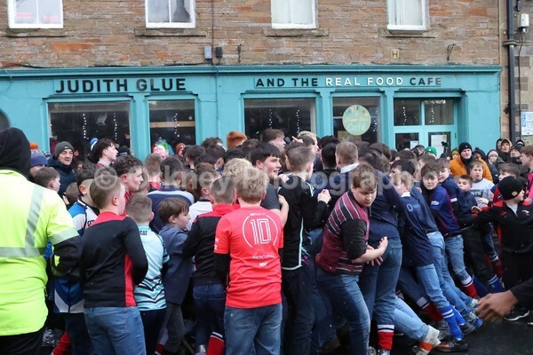 AA076515 - New Years Boys Ba'