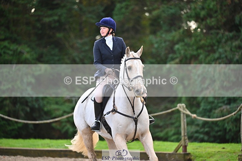 251026A-102228-23575 - D-344-Johanne.Heuff