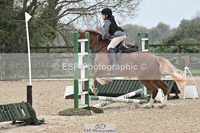 241110-100241-00169 - 40cm Showjumping