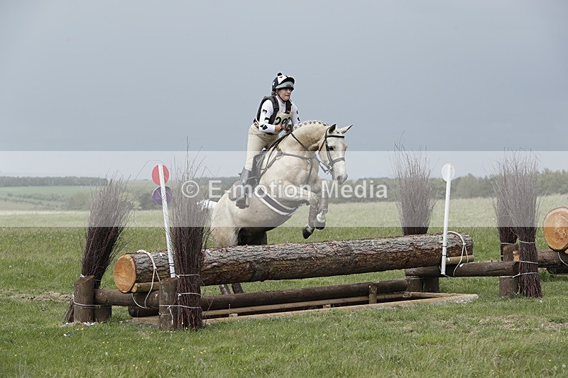 BVHT 140517  NXC -192 - Class 2 XC Novice 14/05/17